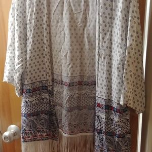 No Boundaries Paisley Kimono, size M